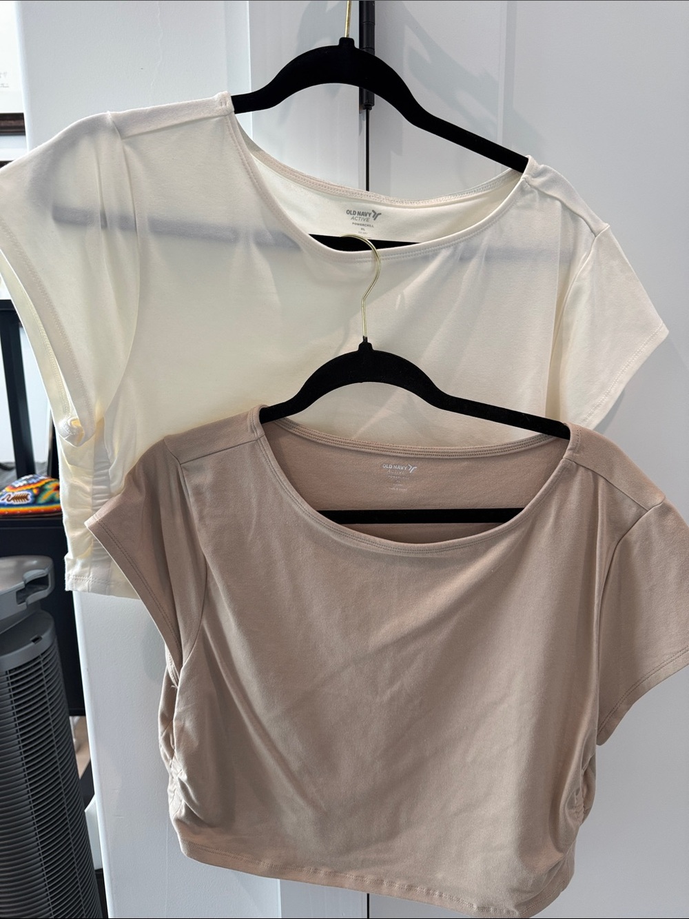 TWO Old Navy Cropped Scoop Neck active Tops. Cream and Taupe. Stretch!